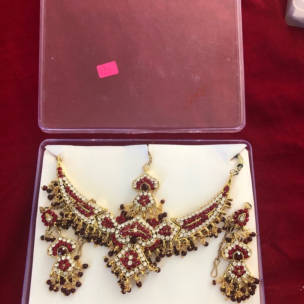 NWT Indian Bollywood bridal stone studded choker set